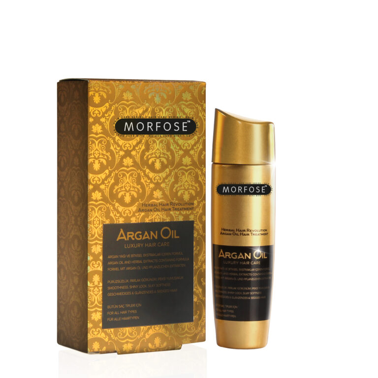 Morfose Luxury Argan Oil 100 ml stoltserar med guld och svart förpackning med intrikata mönster, vilket understryker dess hårupplivande fördelar. Upplev lyxen av Morfose Sveriges exklusiva hårprodukter.