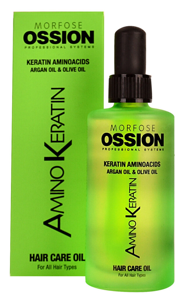 En grön flaska OSSION AMINO KERATIN SERUM, berikad med keratinaminosyror, argan och olivolja. Presenteras i matchande gröna förpackningar, dessa hårprodukter passar alla hårtyper och är idealisk för män som söker friskt hår.