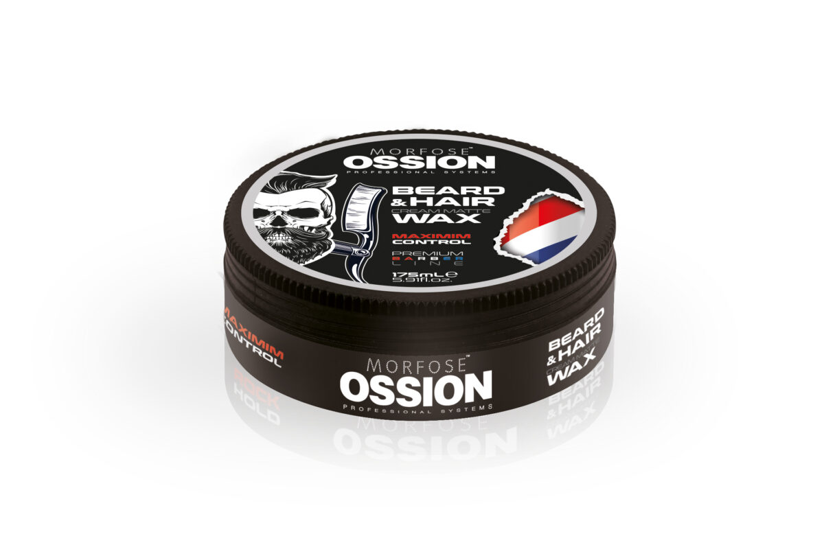 En rund behållare med OSSION BEARD & HAIR WAX (175 ml) med ett svart skalleillustrerat lock och ett litet trefärgat märke, märkt "Maximum Control Premium", reflekterar vackert på en vit yta.